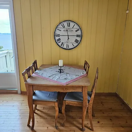 Holiday home Utsikten Bjerkoya *